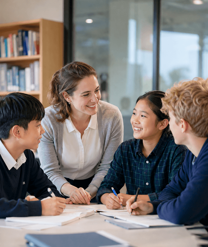 Apex Preparatory Academy 老师与学生小班辅导